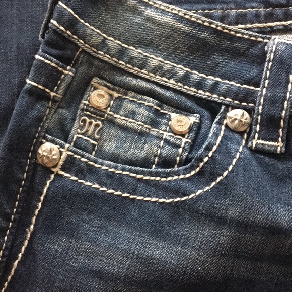 SOLD Miss Me Signature Boot Jeweled Pockets Jeans - Picture 5 of 8